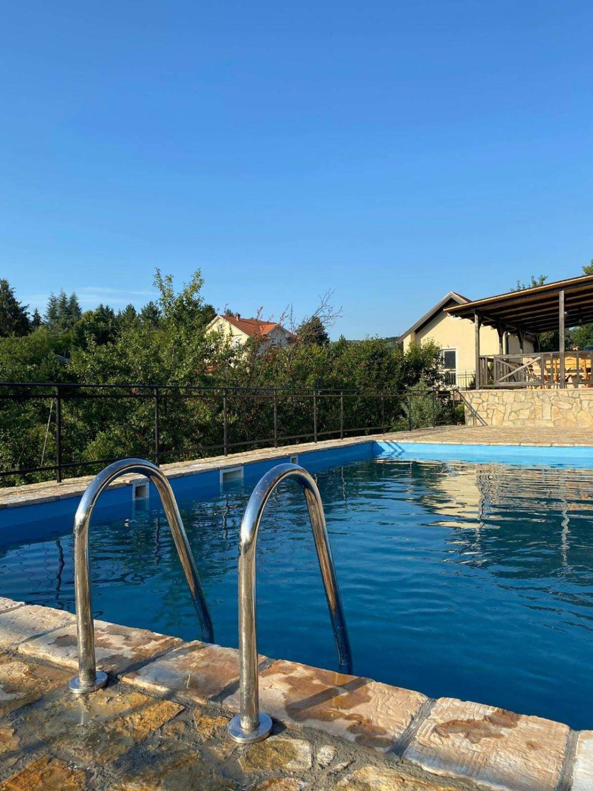 RA Apartmani Vrdnik Pokój zdjęcie
